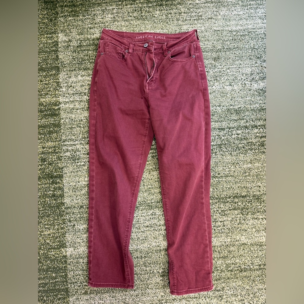 American Eagle mom Jean